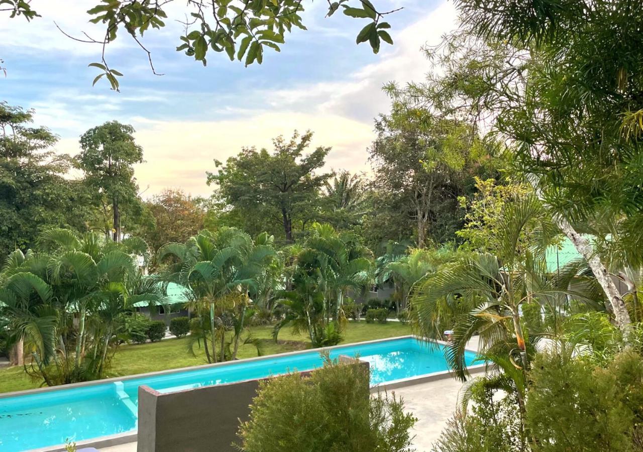 Siam Flora Resort Koh Lanta Exterior photo